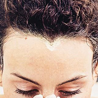 5 Things A Dermatologist Actually Does To Their Skin